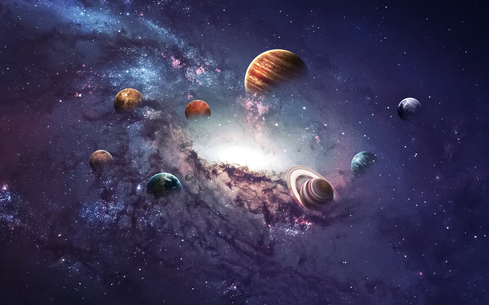 ¡Nos rodean miles de millones de mundos, de soles, de universos paralelos, galaxias y metagalaxias! Y a medida que avanza la ciencia son más impresionantes los descubrimientos.