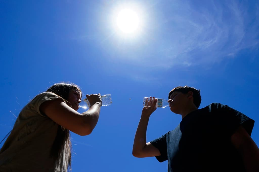 “Esto es sumamente persistente”: más de 80 millones de personas bajo alerta por calor extremo