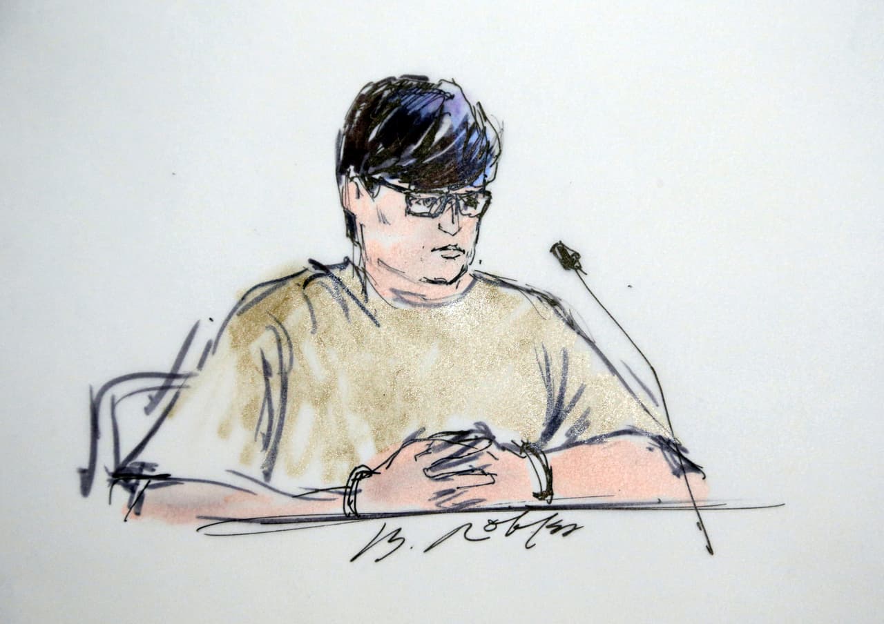 Una ilustración de Enrique Márquez testificando en 2016 en una corte californiana.