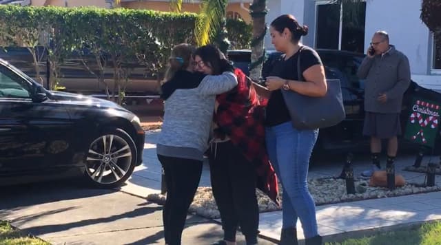 En el cuarto del joven, dormía su hermana de 15 años, en una casa de Hialeah Gardens. 
<br>