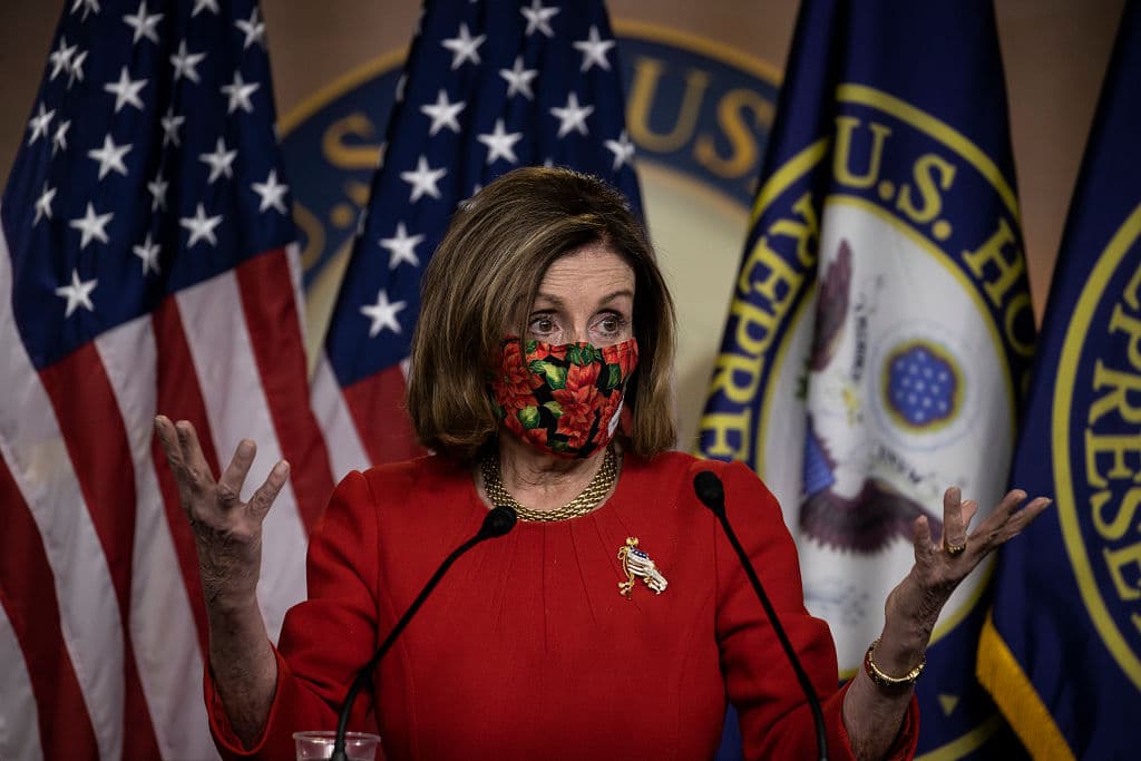 Hombre de Georgia enfrenta cargos federales después de amenazar con dispararle a Pelosi