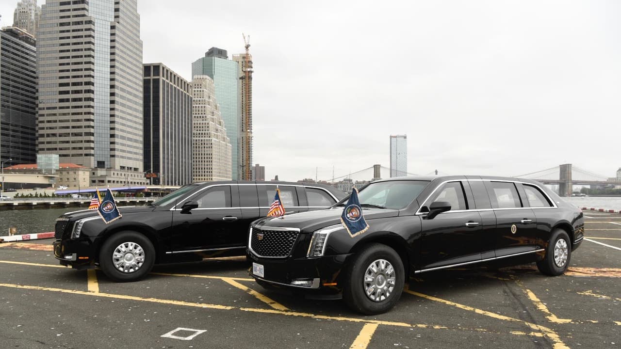 El 23 de septiembre de 2018, a 20 meses y tres días de su juramentación como presidente de Estados Unidos, Donald J. Trump finalmente pudo inaugurar su
<b> nueva limusina presidencial</b> en la ciudad de Nueva York, en ocasión de la celebración de la Asamblea General de la Organización de las Naciones Unidas 2018.