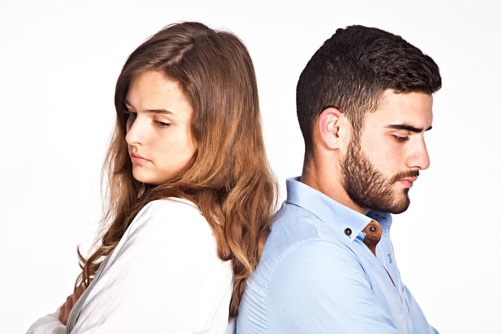 <b>SAGITARIO</b>
<br>Como no te gusta estar atado, puede ser que tú hayas iniciado la separación. Pero no pasa nada, porque normalmente acabas en muy buenos términos y hasta tienes la oportunidad de seguir siendo amigos o en un futuro, una posibilidad de reconciliación. Eso sí, nada te agobia porque tienes un círculo social muy amplio que te mantiene feliz y siempre habrá un nuevo amor en el horizonte.