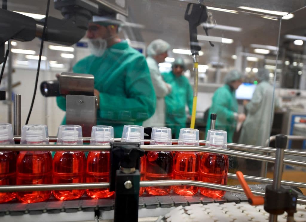 Puerto Rico busca renacer económico con farmacéuticas y contratos de defensa