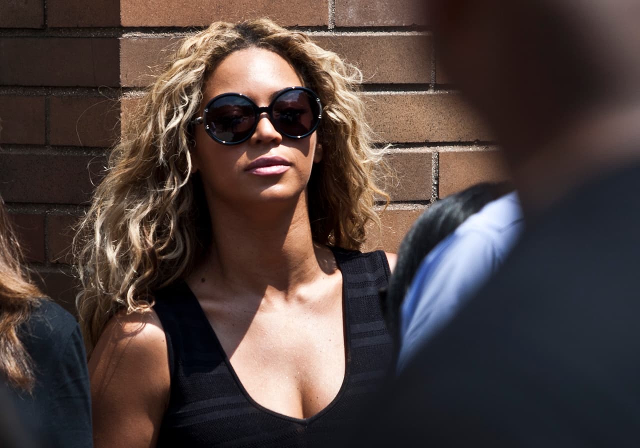 Empleados de Uber espiaron viajes de sus exparejas, de políticos y hasta de Beyoncé, dice demanda