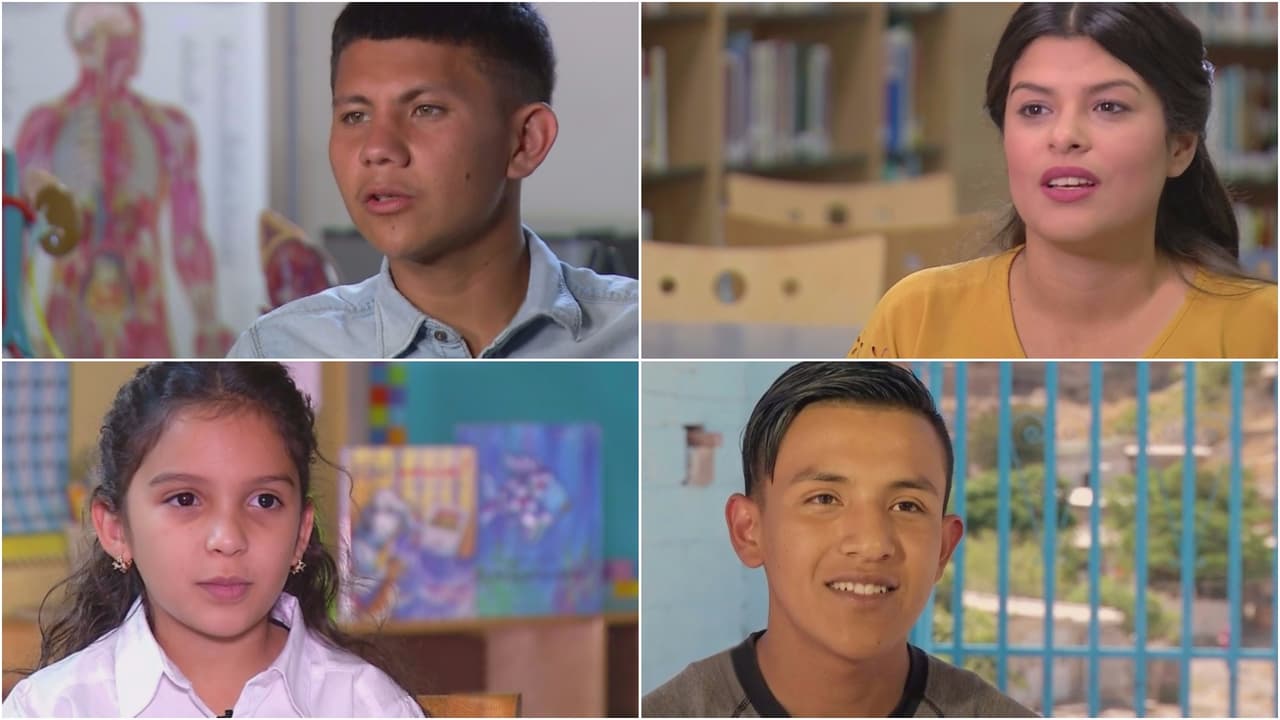 Seguimos a 10 estudiantes hispanos por un año escolar para explorar la brecha académica entre latinos y el resto de la población