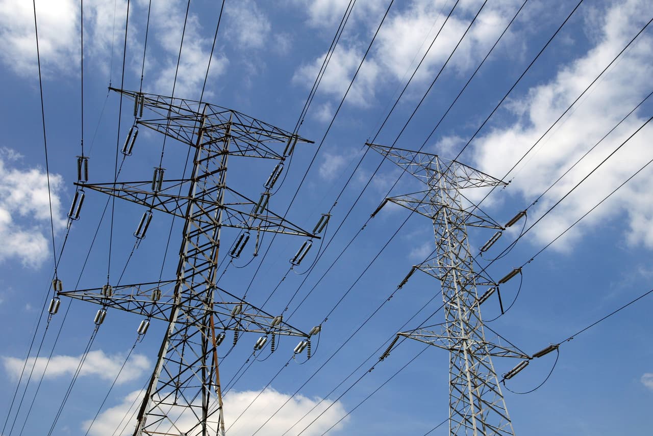 El costo de la electricidad podría subir en 2023 en la Bahía de Tampa 