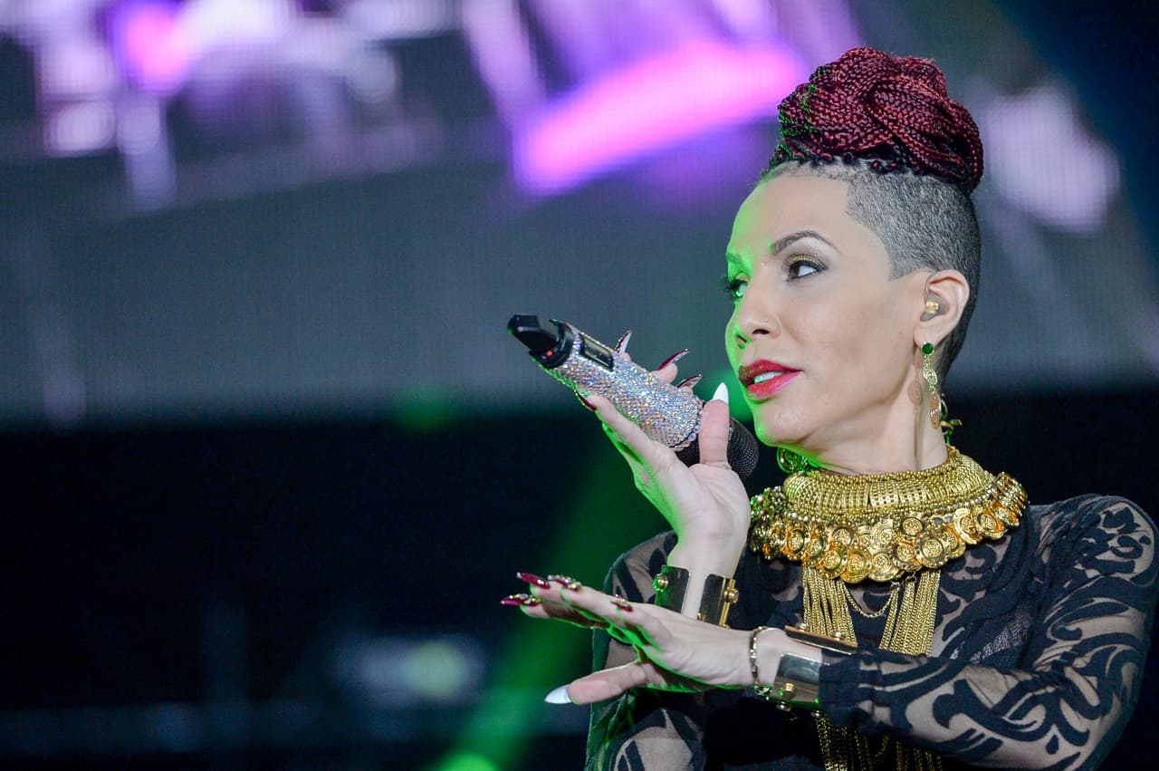 Ivy Queen tenía una serie de presentaciones programadas para marzo. La del 18 de marzo fue cancelada, mientas que las de Modesto, Gilroy y Sacramento están siendo evaluadas. Tras la recomendación del CDC de limitar reuniones a menos de 10 personas, es probable que también se suspenda.