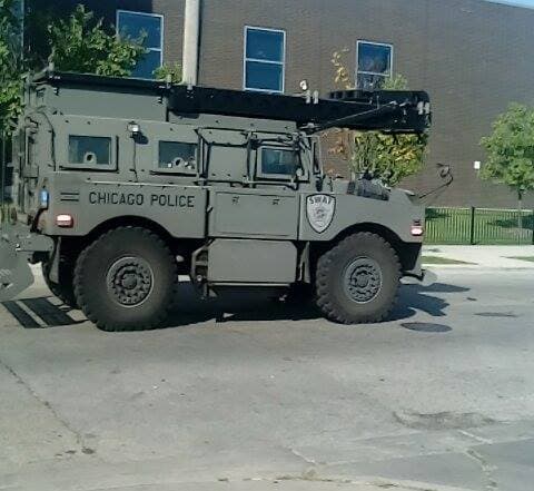 Se ha desplegado personal SWAT alrededor de la ciudad de Chicago como medida de precaución.