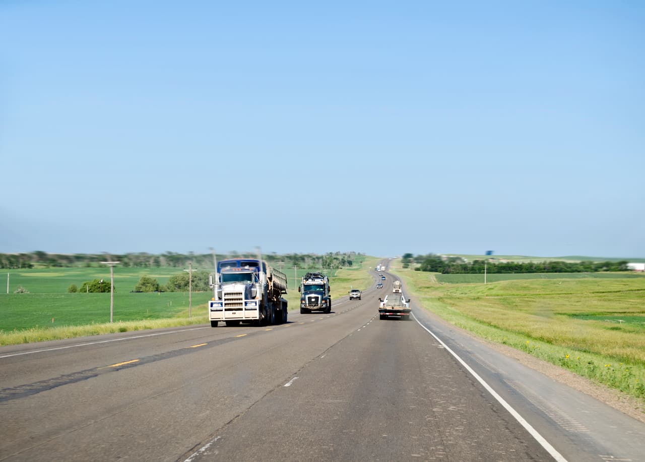 <h3 class="cms-H3-H3">11. Dakota del Norte</h3>
<br>
<br>🚑 
<b>Muertes provocadas por accidentes causados por conductores en estado de ebriedad en 2020: </b>35% (35) del total.
<br>
<br>🚑 
<b>Variación de muertes en accidentes causados por conductores en estado de ebriedad, 2019-2020: </b>-16.7%
<br>
<br>🚑 
<b>Total de muertes por accidentes de tráfico en 2020: </b>100
<br>
<br>🚑
<b> Población: </b>762,062
<br>