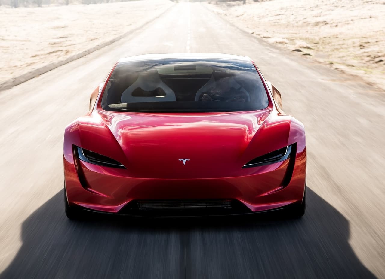 Eso sí, de conseguir beneficios en el trimestre pasado, Tesla sería elegible para entrar en el índice S&P 500, lo que además daría lugar a una inmensa demanda de sus acciones, puesto que los fondos pasivos y ETFs vinculados al índice se verían obligados a comprar este instrumento financiero.