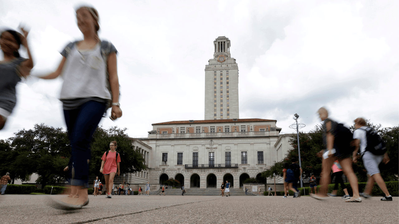 Quitan programa de Universidad de Texas que ayudaba a indocumentados por nueva ley