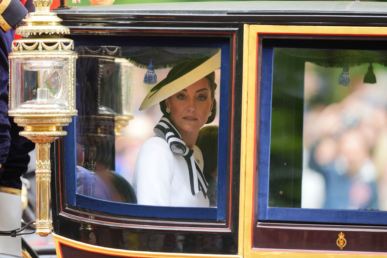 Todas las miradas puestas en la princesa Kate: su primera aparición pública desde su diagnóstico de cáncer