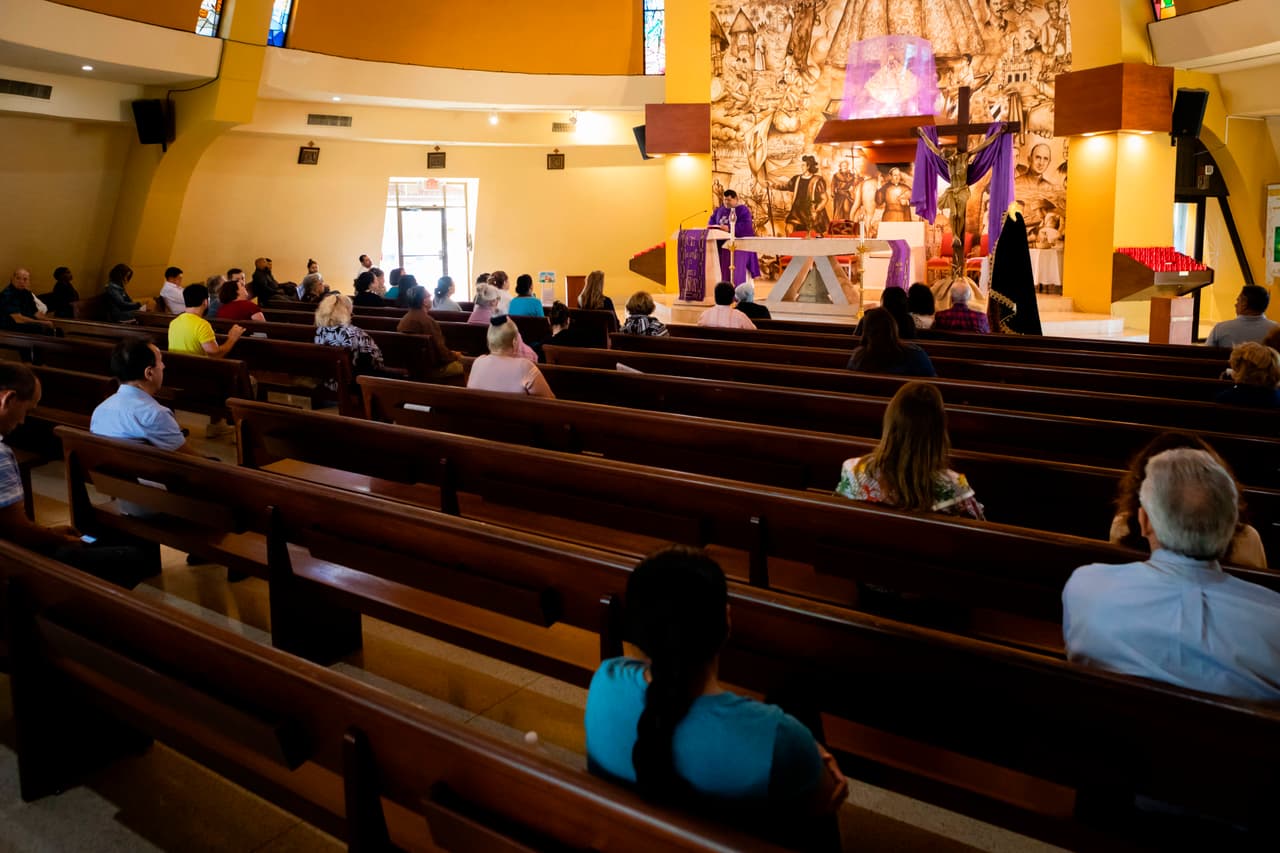 En la Ermita de la Caridad del Cobre en Miami, las misas están temporalmente suspendidas desde este lunes 20 de julio.