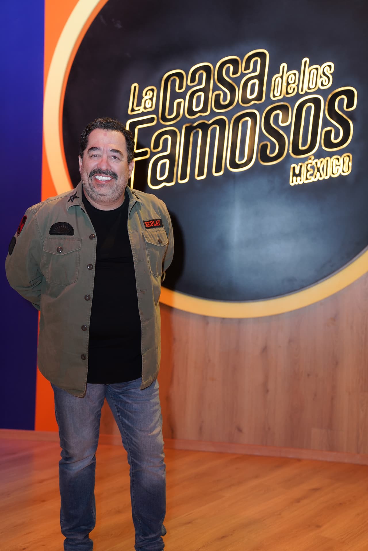 Ellos también han tenido invitados, como es el caso del 'Borrego' Nava.