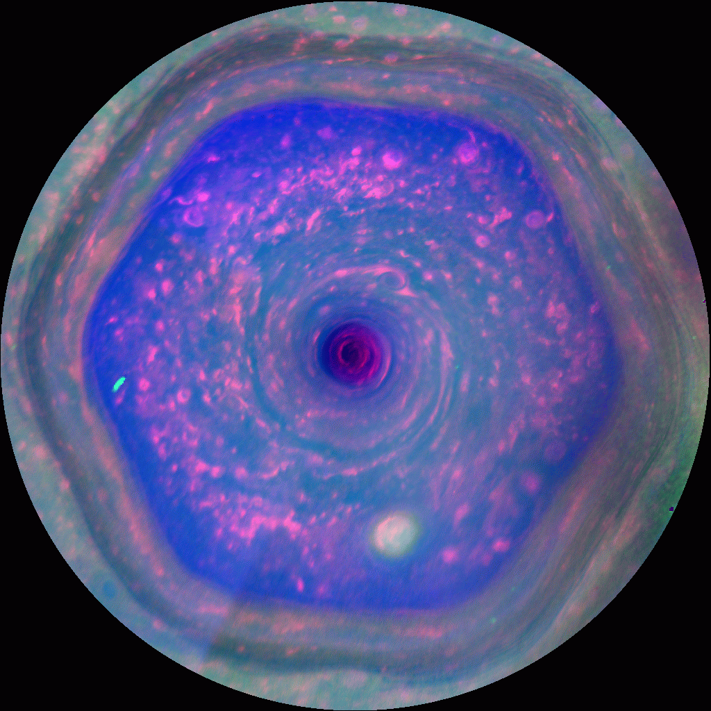 Esta colorida imagen es la de mayor resolución de la corriente de chorro de seis caras en el polo norte de Saturno, la primera en mostrar el hexágono en filtros de color y la primera en mostrar una vista completa desde el polo norte hasta aproximadamente 70 grados de latitud norte.