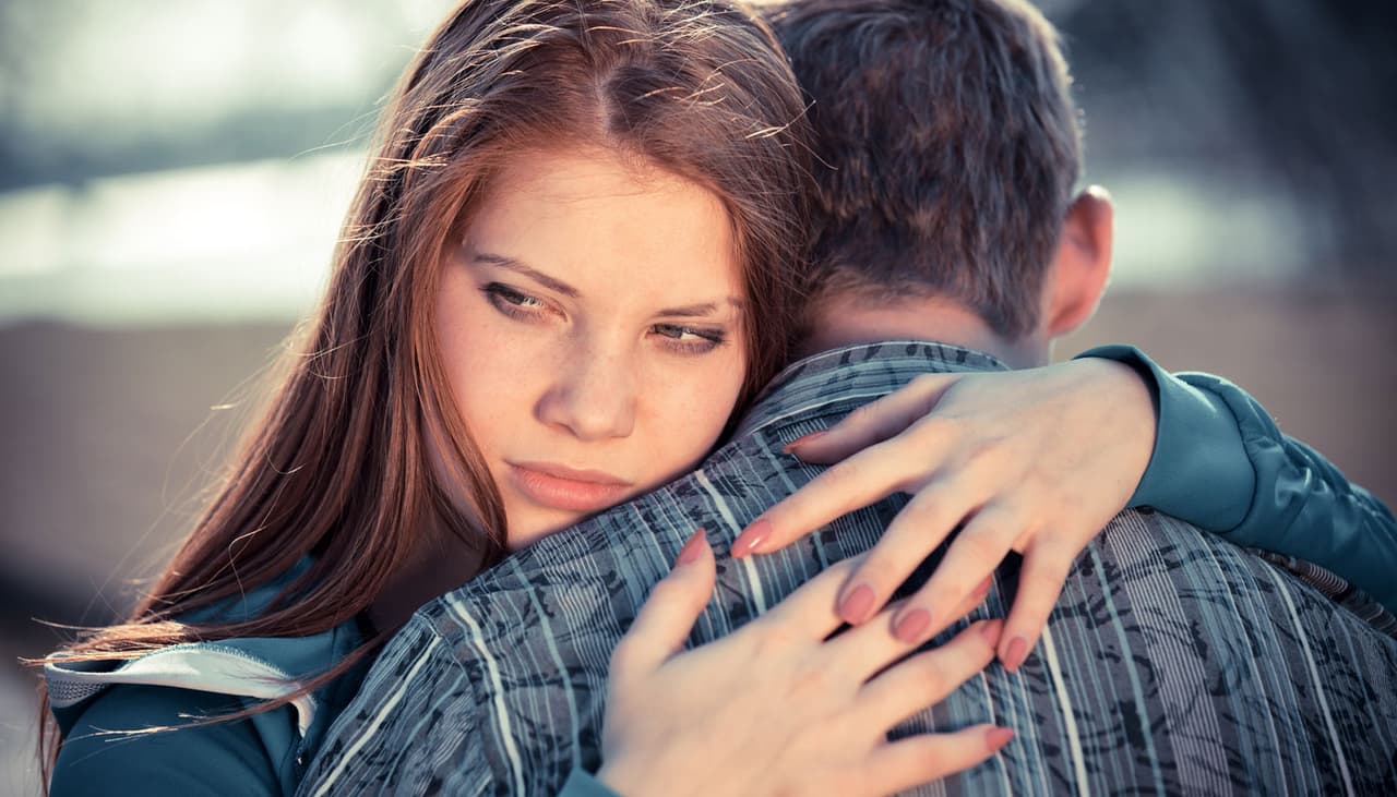 8 señales de que estás en una relación tóxica y no quieres admitirlo (son muy comunes)