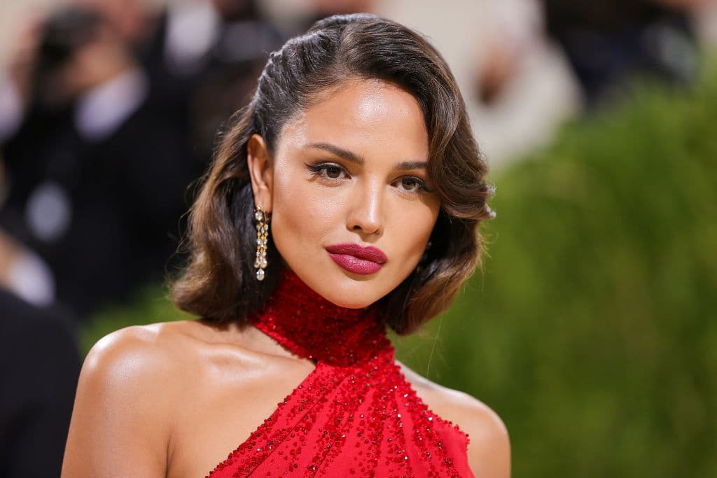 Eiza González hizo un elegante y discreto homenaje a María Félix (no fue el vestido)