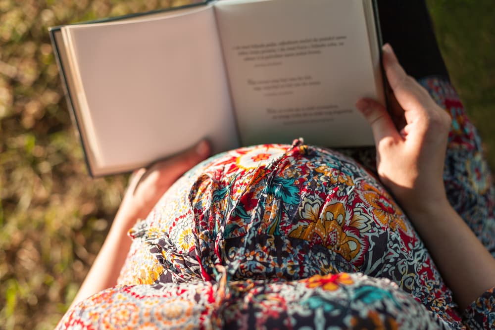 ¿Cómo es la vida del bebé en el útero? 5 cosas que suceden en tu vientre, según expertos