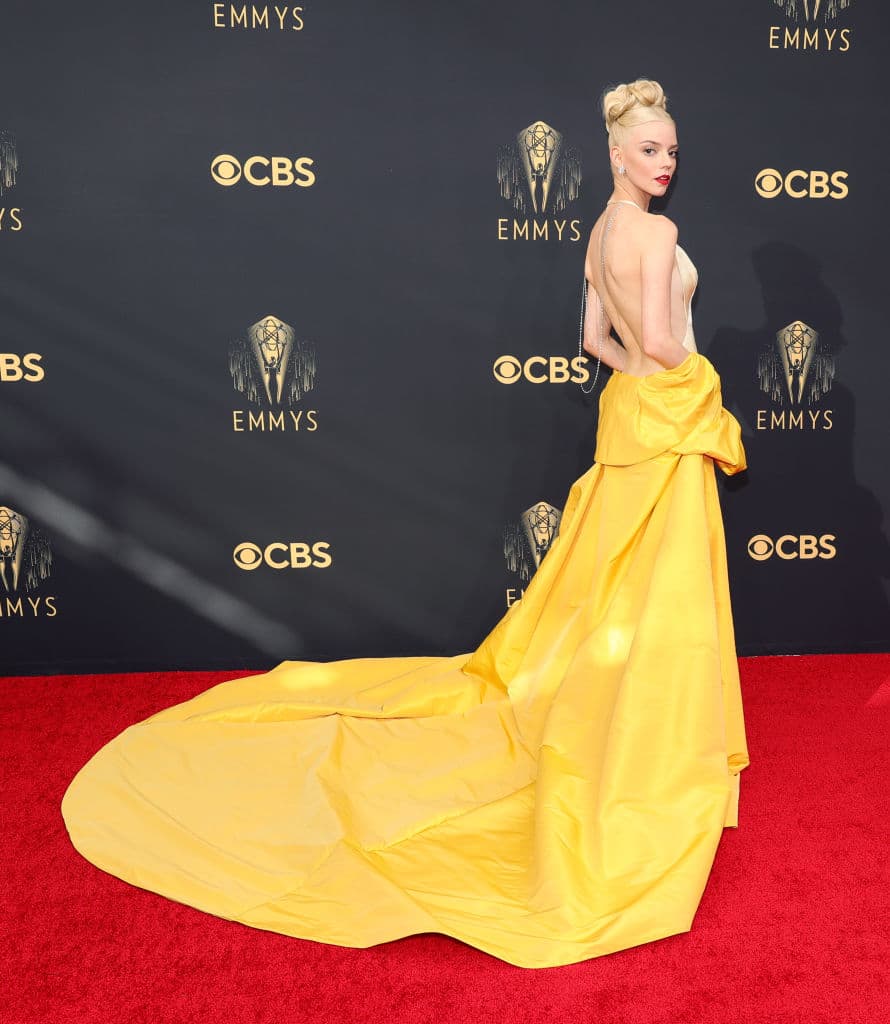 Anya Taylor-Joy fue la reina de los Emmys: los looks más espectaculares de la noche