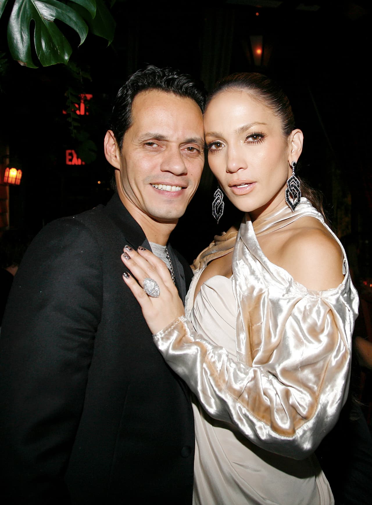Famosas que recibieron impactantes anillos de compromiso (el de Ariana no es el más bello)