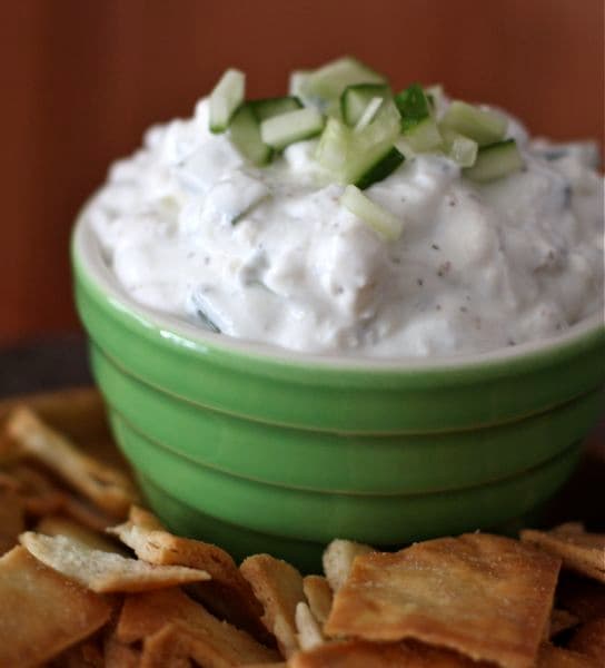 ¡Riquísimo! Mira este dip de cebolla francesa para acompañar tus aperitivos. ¡Te encantará!