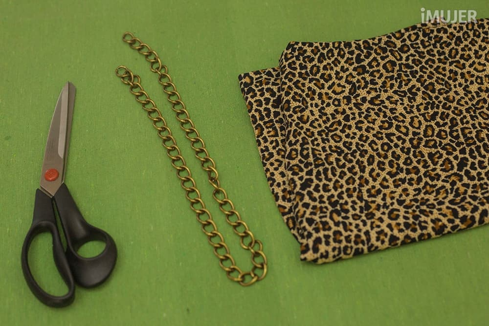 Aprende cómo hacer un hermoso collar de cadena y telas