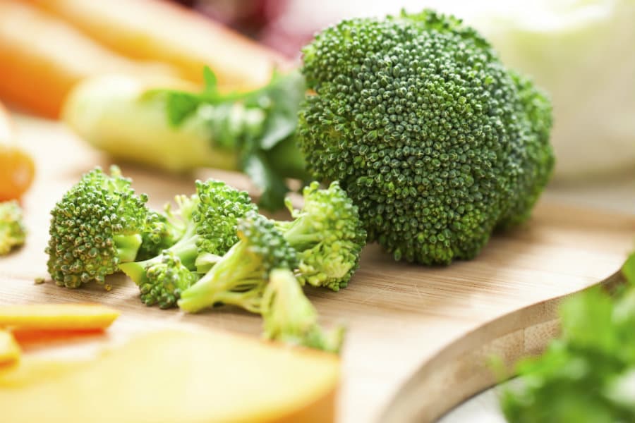 Trucos para comer esas verduras que necesitas pero que aún no te sientes suficientemente adulta para disfrutar