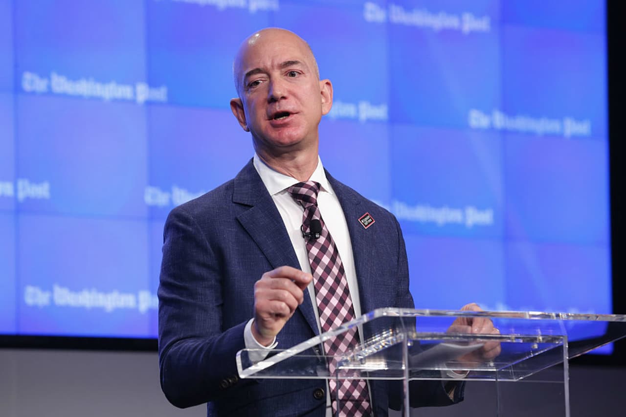 Jeff Bezos se transformó en el Doctor Octopus y desató los memes más épicos de Twitter