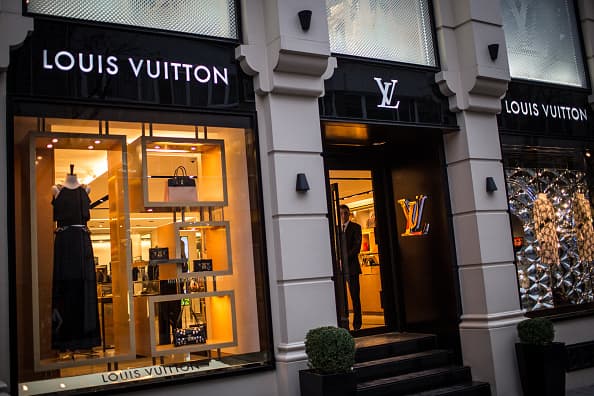 6 accesorios Louis Vuitton que podrías comprar: no son tan caros, pero están escondidos 