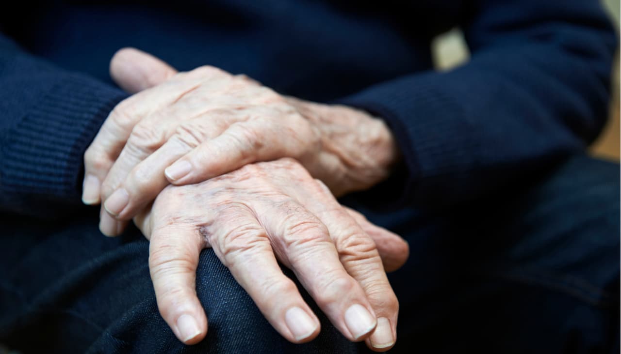 Un nuevo tratamiento contra el mal de Parkinson podría detener la enfermedad en sólo 3 meses