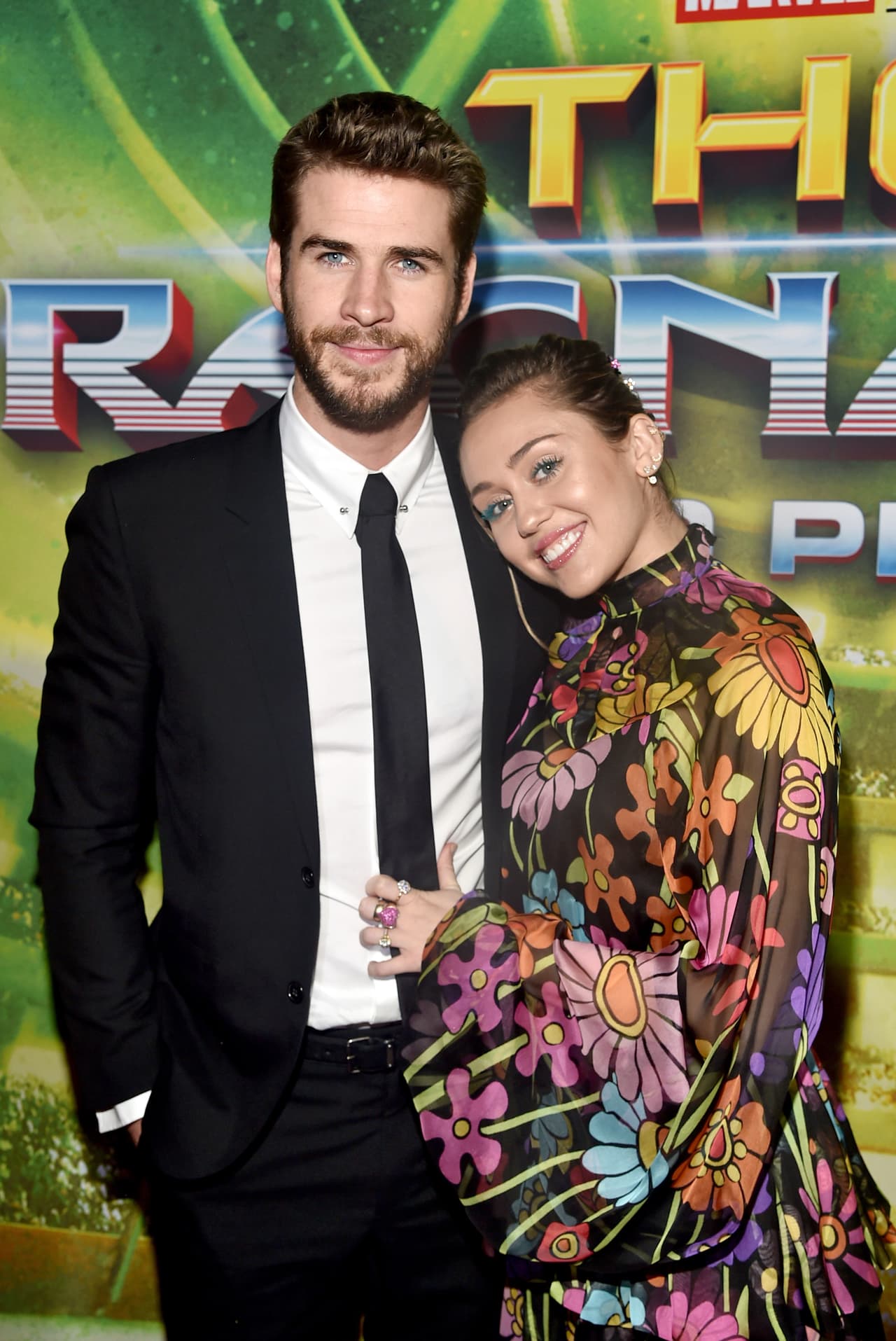 Miley Cyrus compartió nuevas fotos de su boda que te harán suspirar de amor