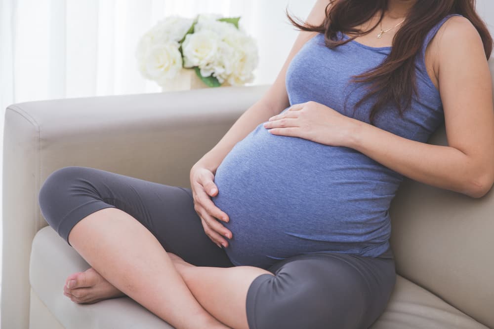 Checa esta rutina de pilates para embarazas y consigue unas piernas hermosas