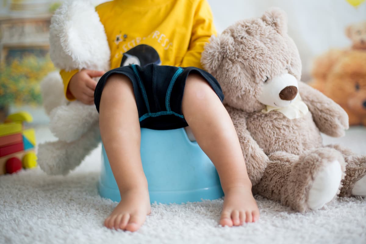 Los niños que aprenden a ir al baño solos tienen ventajas en su desarrollo: conoce cuales son 