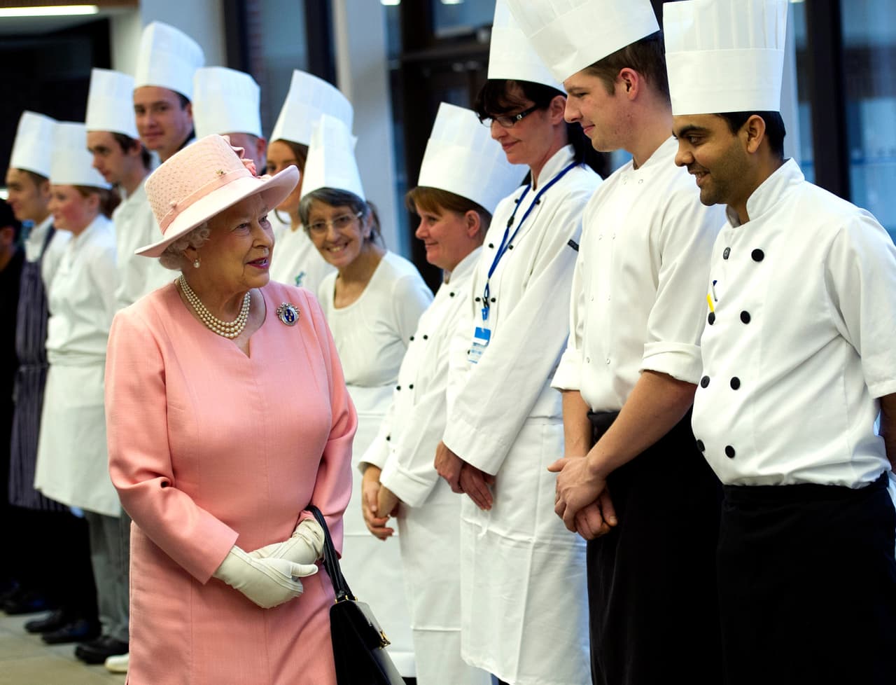 ¿Te gusta cocinar? ¡La Reina está buscando cocinero para el palacio!