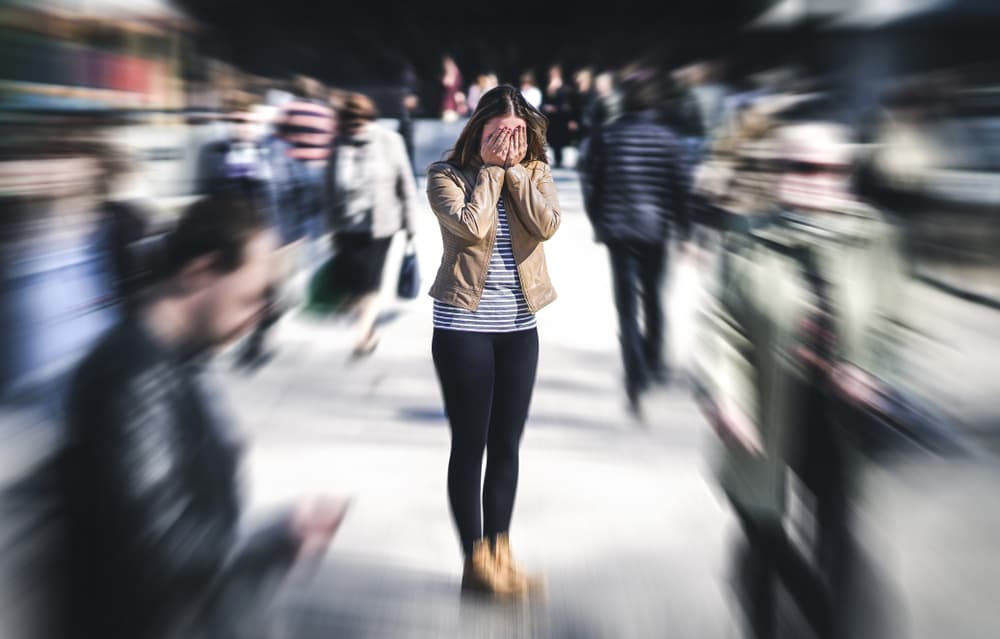 ¿Te da ansiedad volver a la oficina o escuela? 8 tips efectivos para combatirla