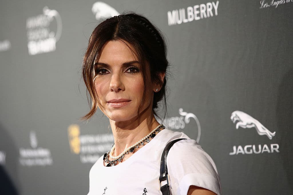 Sandra Bullock luce radiante a los 57 años: 9 looks que la coronaron como una fashionista